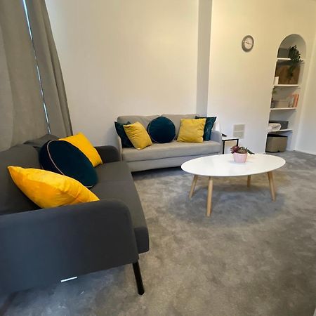 Tooting Lodge London - Cosy 2 Bedroom House With Garden, 5 Mins Walk To Tube Station 外观 照片