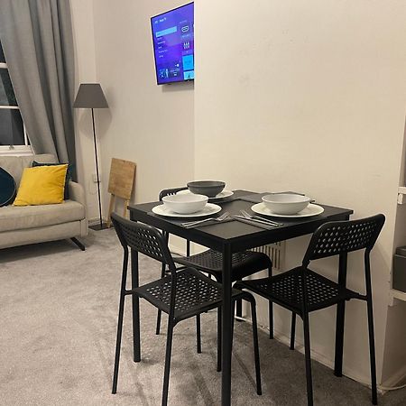 Tooting Lodge London - Cosy 2 Bedroom House With Garden, 5 Mins Walk To Tube Station 外观 照片