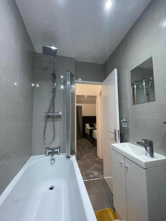 Tooting Lodge London - Cosy 2 Bedroom House With Garden, 5 Mins Walk To Tube Station 外观 照片