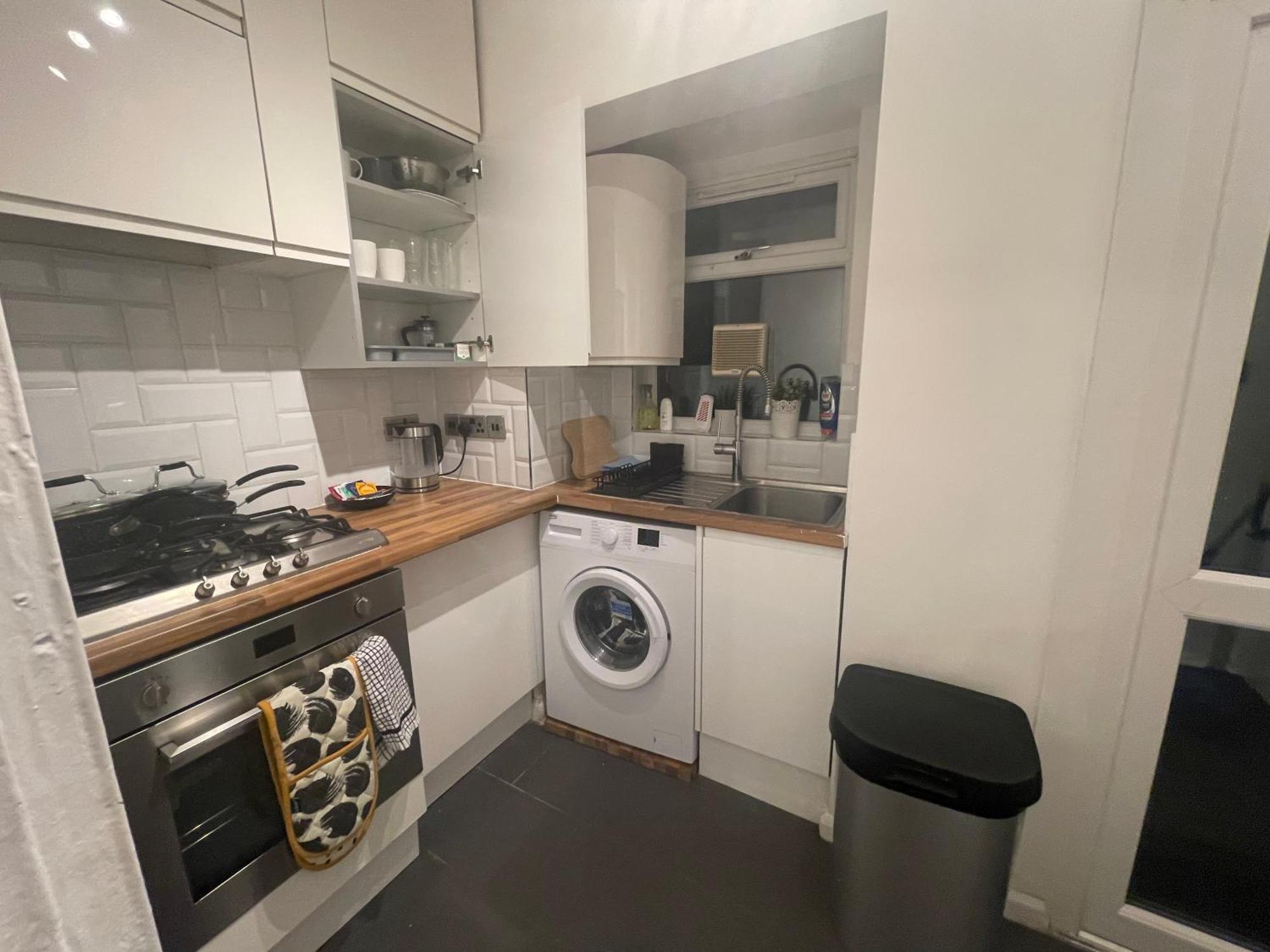Tooting Lodge London - Cosy 2 Bedroom House With Garden, 5 Mins Walk To Tube Station 外观 照片
